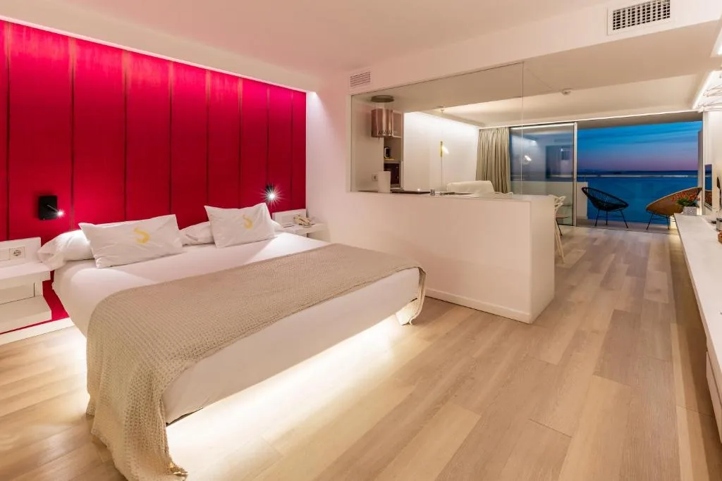 Sud Ibiza Suites 4★ en Ibiza — Imagen 1